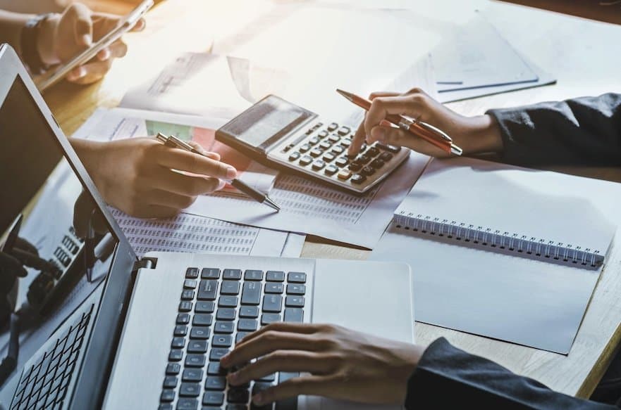 SmartLedger.AI: AI Bookkeeping & GST Automation for Indian Businesses and SMEs